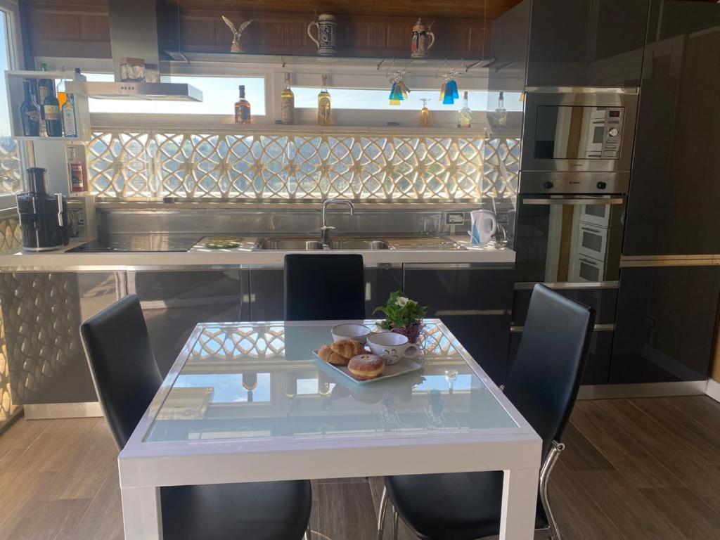 Trasimeno 2 Apartment Casamaggiore Ngoại thất bức ảnh